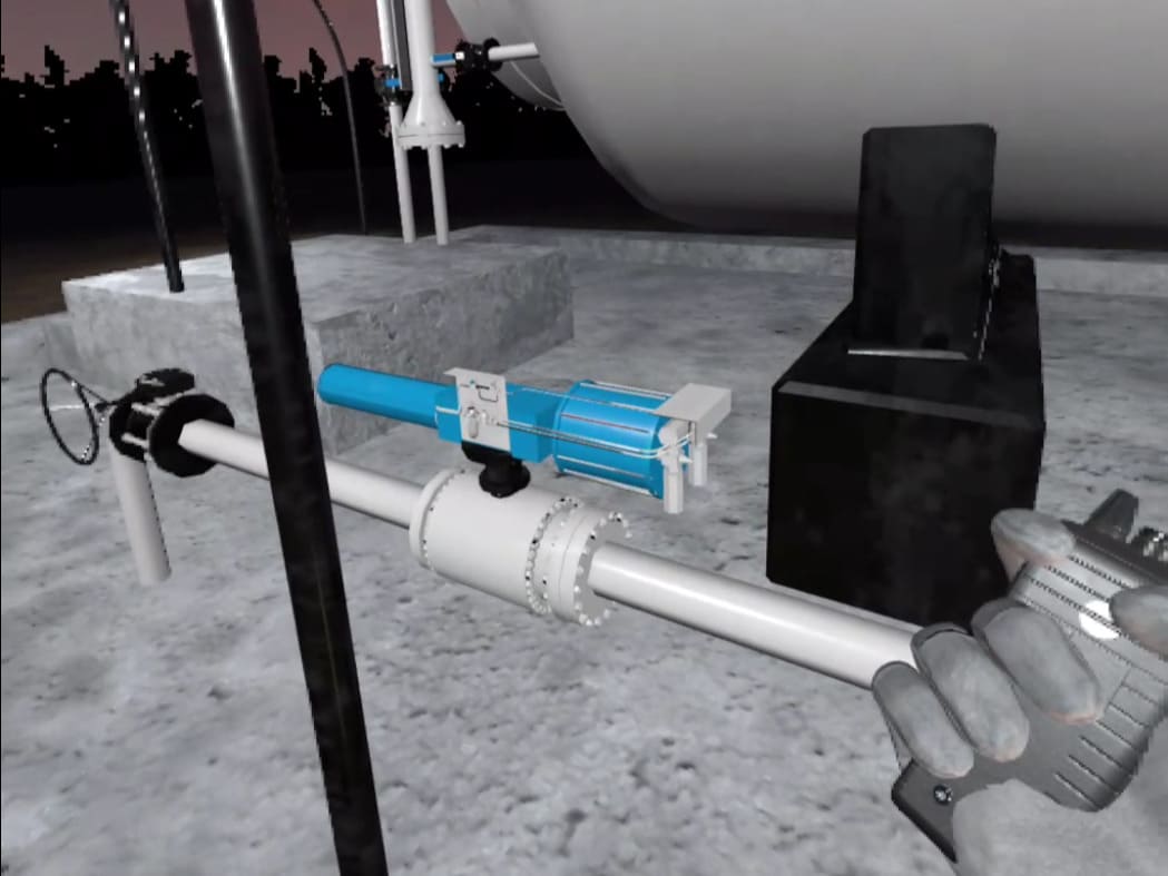 Communication in gas tank VR simulation